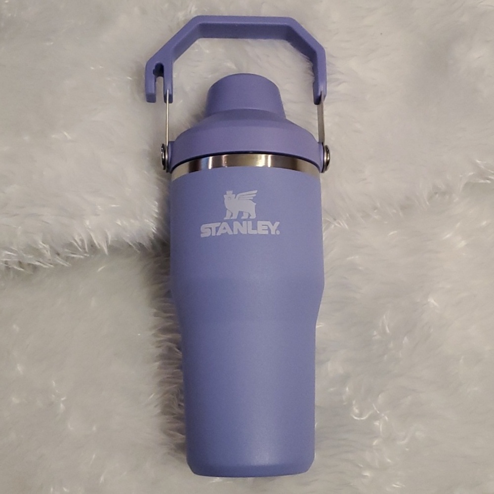 SOLD - Stanley Ice Flow 20 Oz Thermos, Hydrangea
